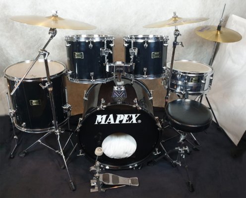 Mapex Venus Series 5pce Drum Kit;- Near New condition [DK 1082]