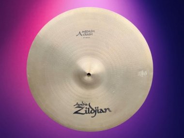 Zildjian A 17” Medium Crash - excellent condition